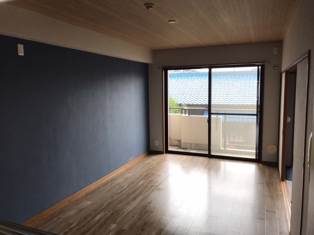 横田商事第２ビル　203号室